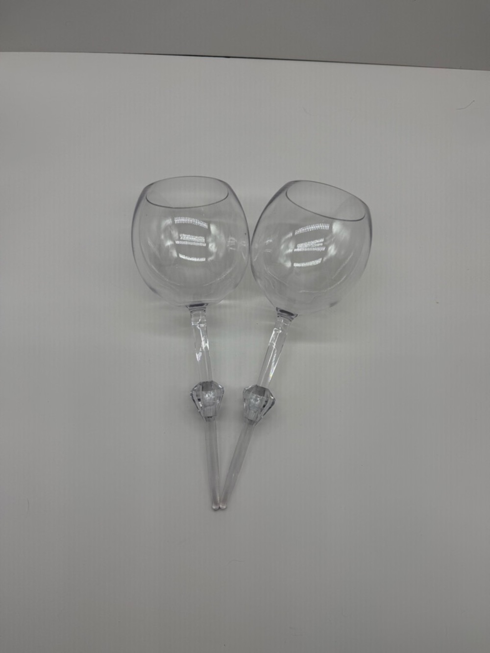 Clear Beach Acrylic Wine Glasses – Sand Spike Stem – Set of 2